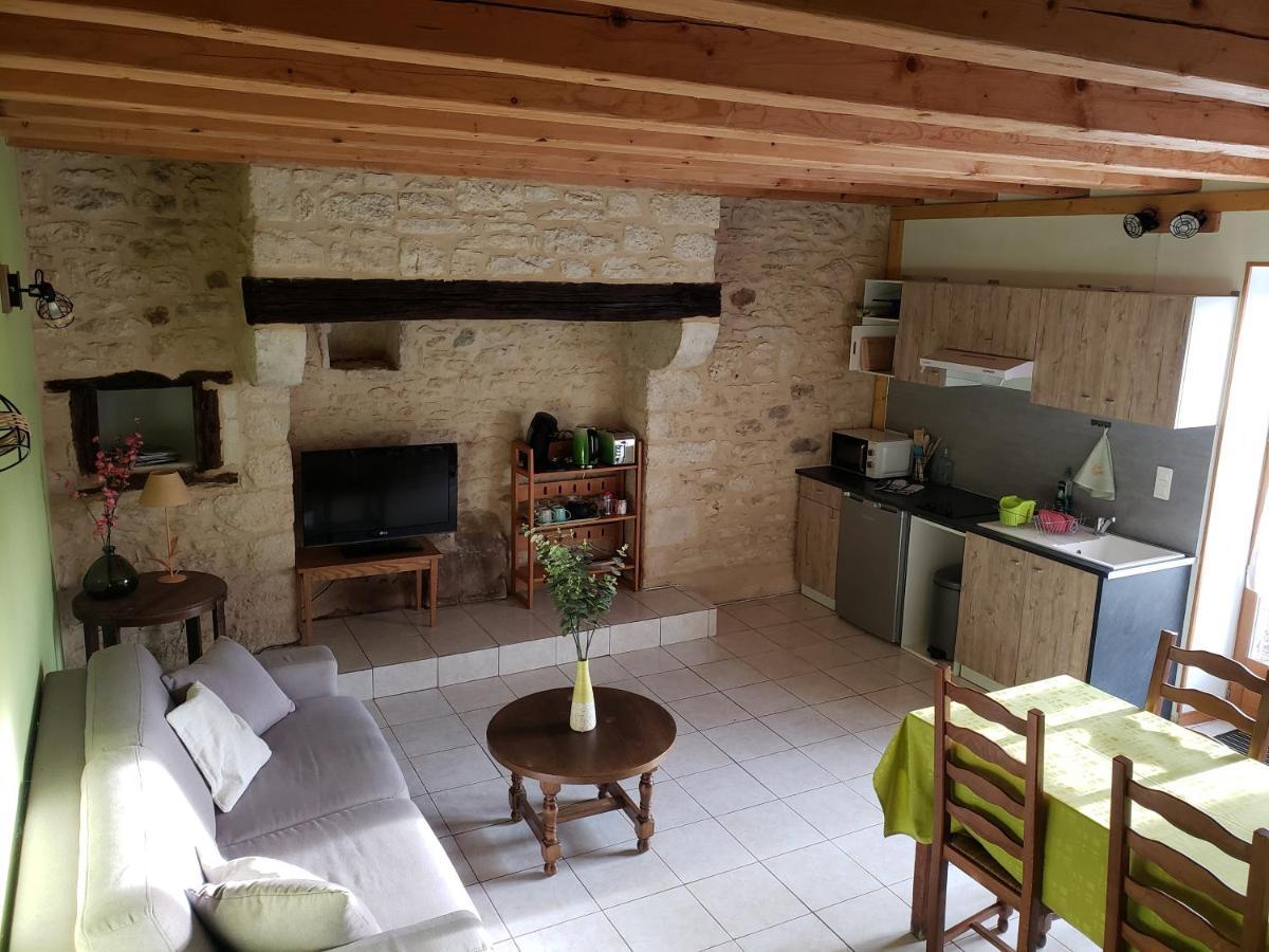 Gite Sauveterre-la-Lémance Екстериор снимка