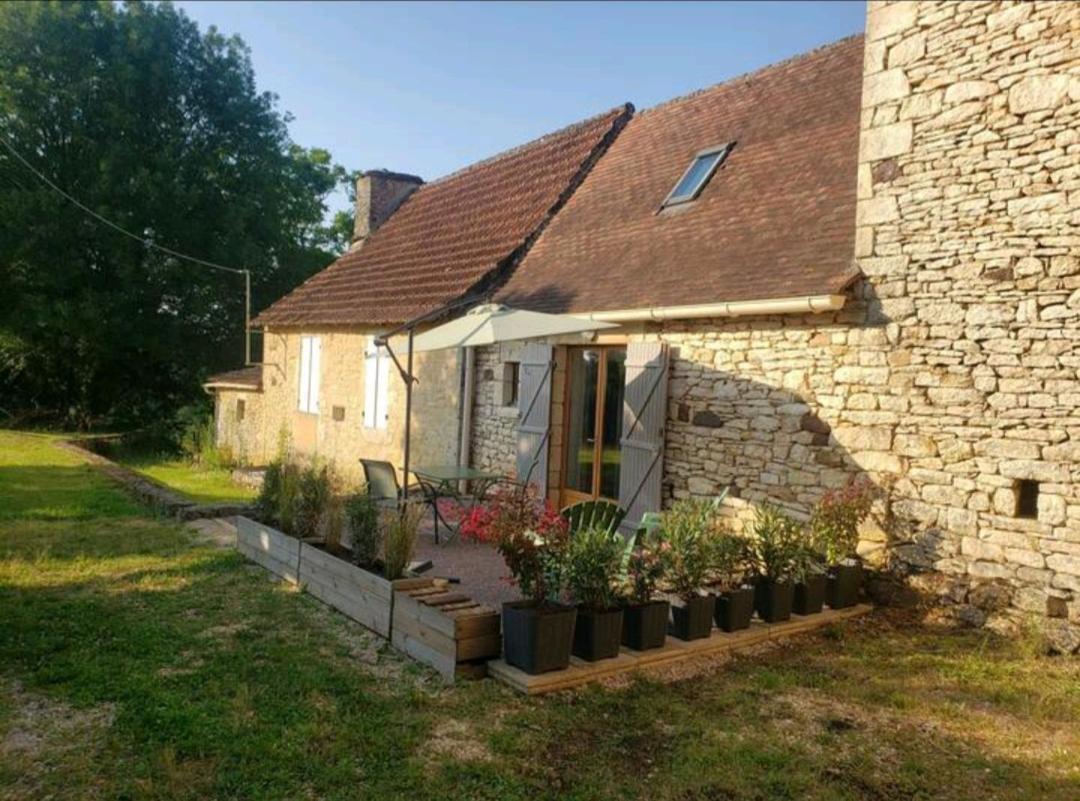 Gite Sauveterre-la-Lémance Екстериор снимка